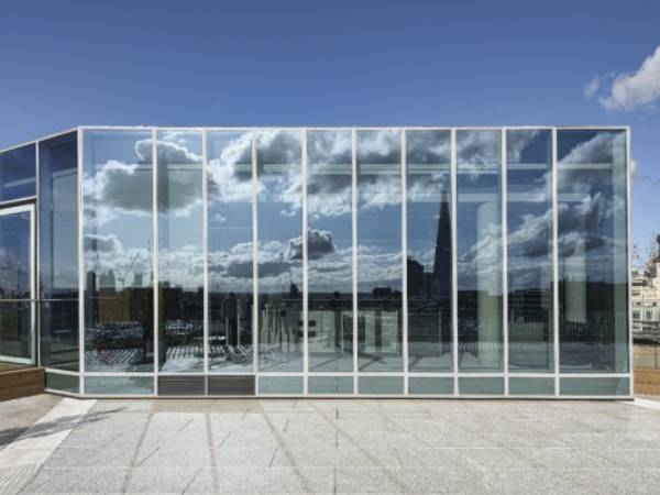 سازه های شیشه ای مدرن در ساختمان سازی