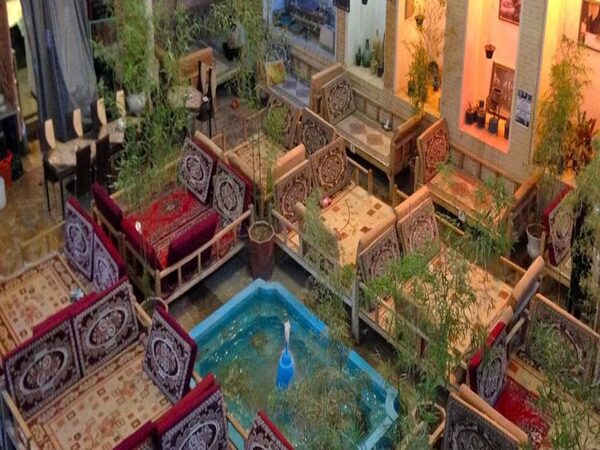 نکاتی برای دکوراسیون سفره خانه سنتی 1 دکوراسیون داخلی سفره خانه سنتی