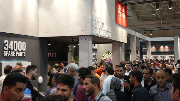گفتگو با حمیدرضا رامخو، مدیر زنجیره تامین رونیکس در نمایشگاه صنعت ساختمان تهران 2 رونیکس در نمایشگاه صنعت ساختمان تهران
