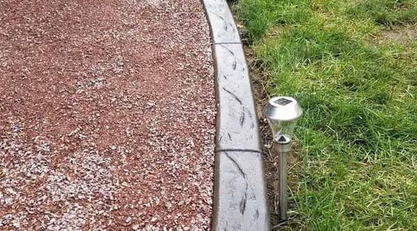 جدول دورباغچه‌ای سیمانی