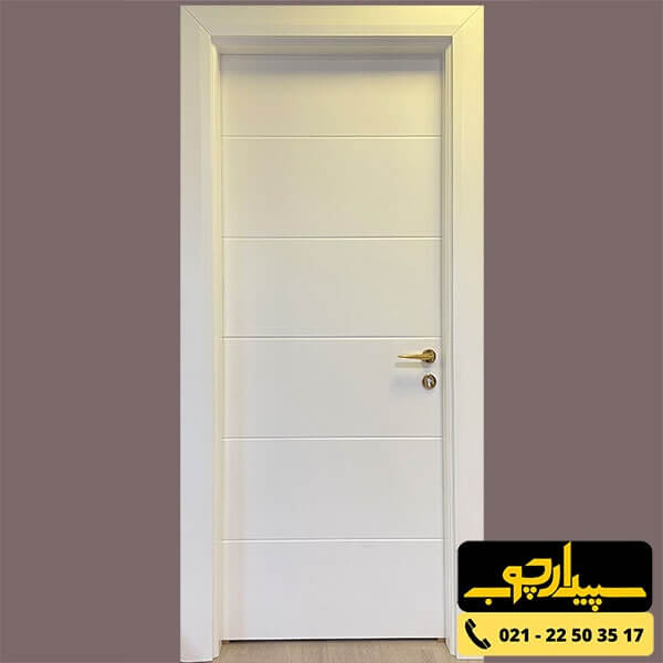درب چوبی
