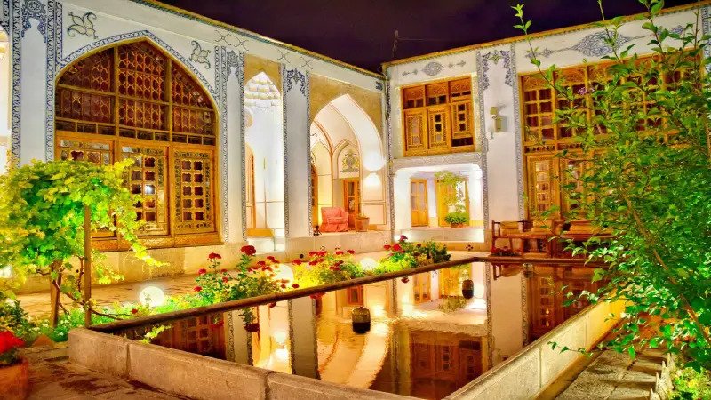 معماری مدرن یا سنتی؛ کدام یک در سال 1402 دلنشین تر است؟ 1 معماری مدرن یا سنتی؛ کدام یک در سال 1402 دلنشین تر است؟